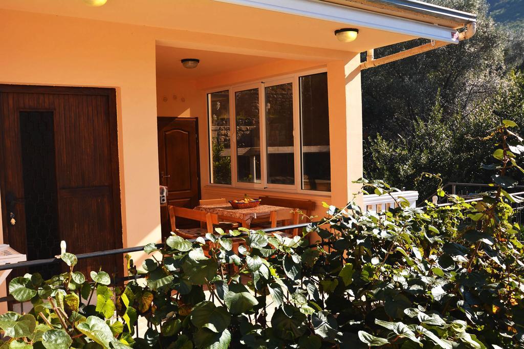 Apartment Rita Tivat Kültér fotó